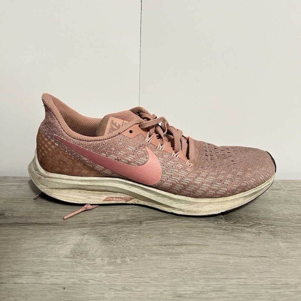 Nike Zoom Winflo 5 Pink Running Shoes Womens Size 8 Athletic Sneakers AA7414-601
